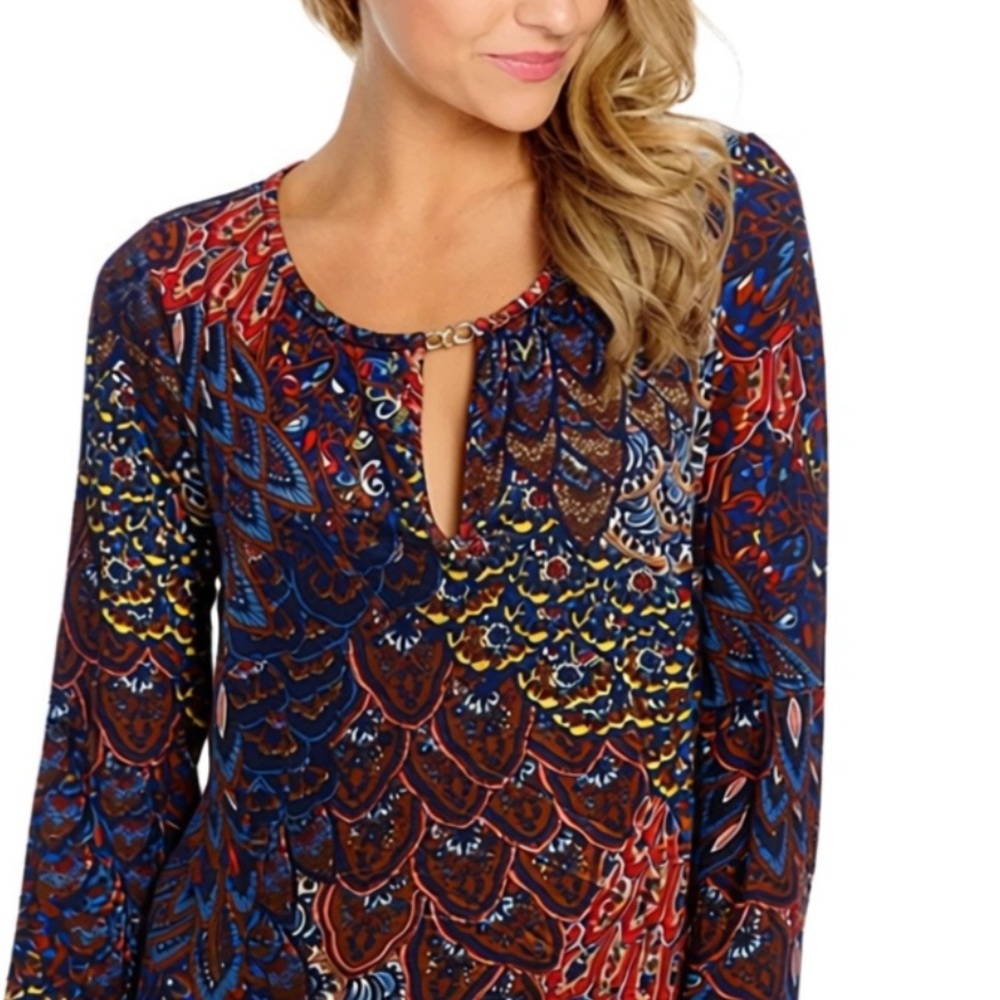 CHRISTMAS SALE $17 until Dec25 Kate & Mallory Bell Sleeve paisley peacock print